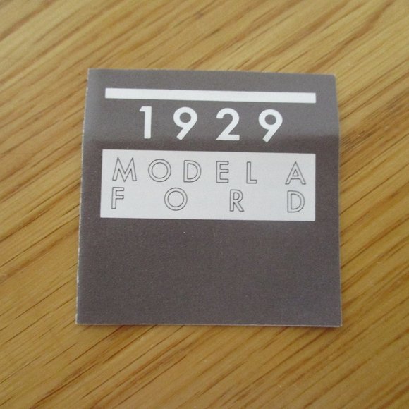 Vintage Avon Pin 1929 Ford with original Avon box - Picture 8 of 9